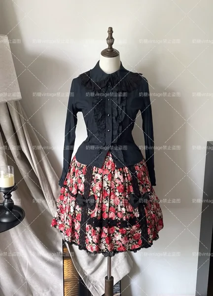【Ready Stock B0603】baby｜ Medieval Classic Rose Wall SK Black x Red Baby Lolita